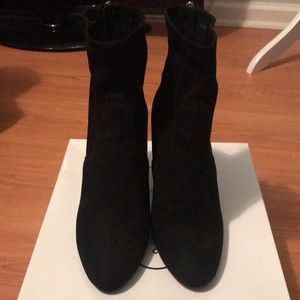 Steve Madden Brisk Black Booties
